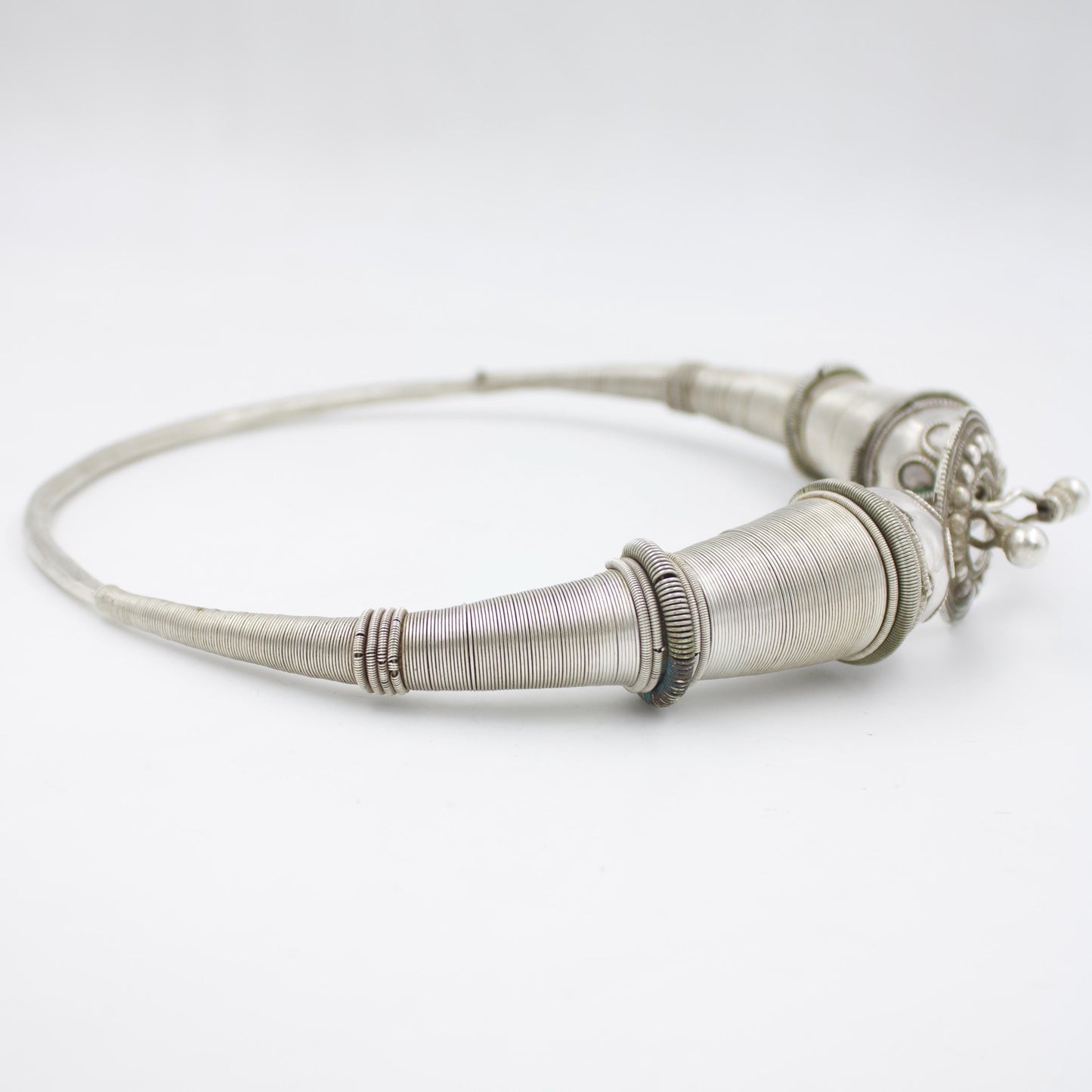 Antique Rajasthani Tribal Hasli Collar Statement Necklace in Silver