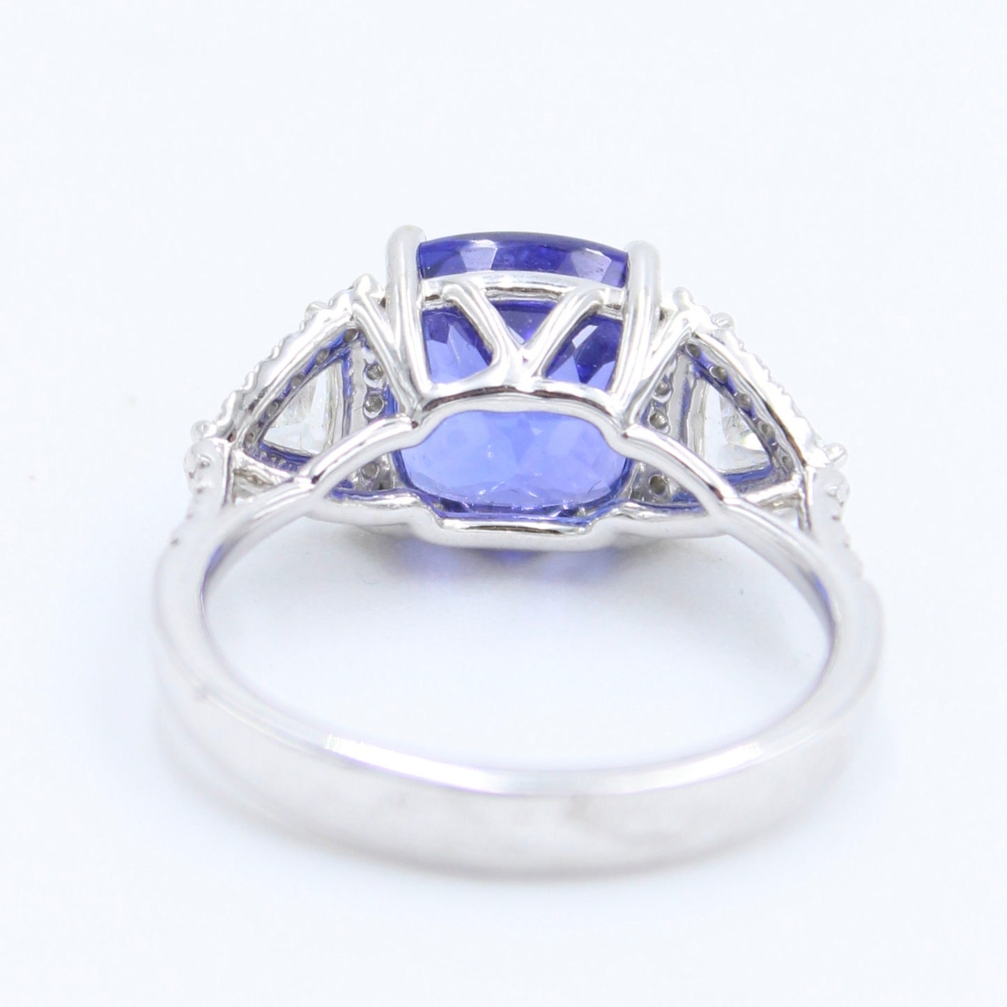 AAA+ 4.82 Ct Tanzanite & Trilliant Cut Diamond Engagement Ring 18K White Gold