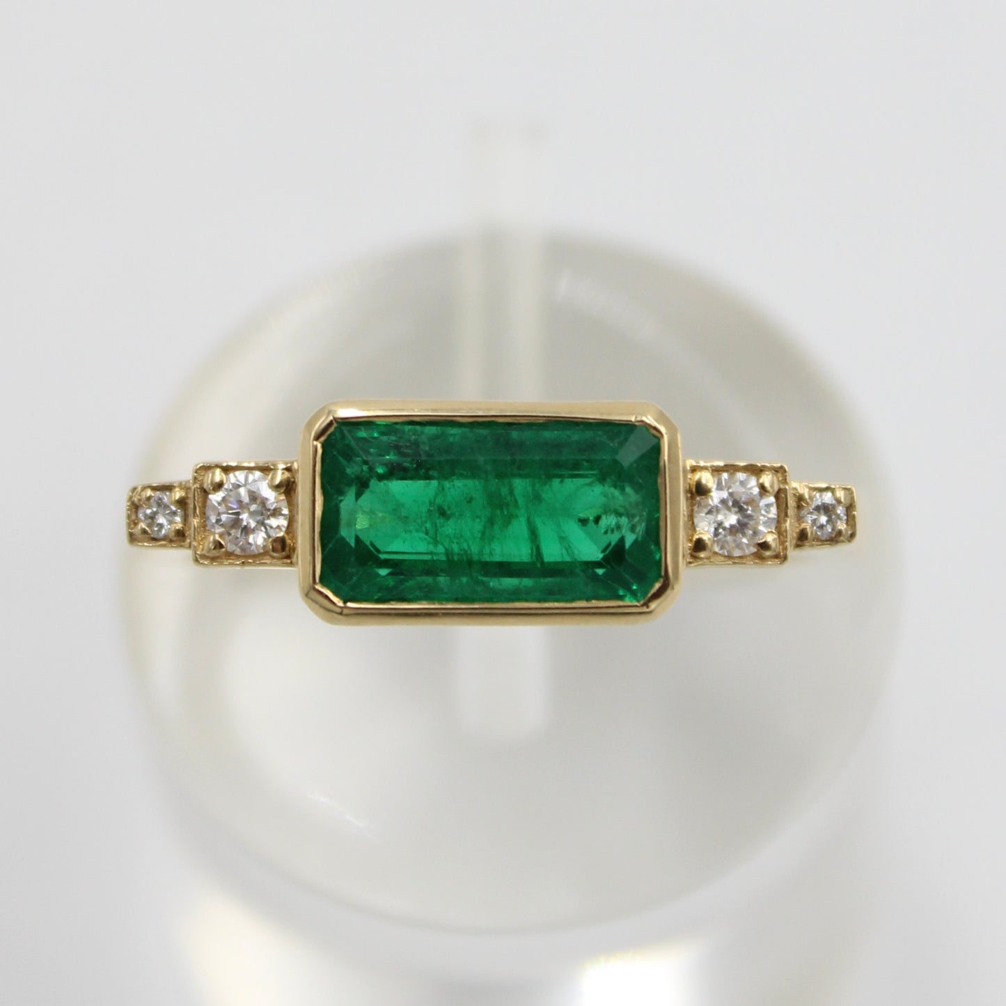 Natural AAA 1.42 Ct Emerald & Diamond East West Setting Ring in 18K Gold Size 7
