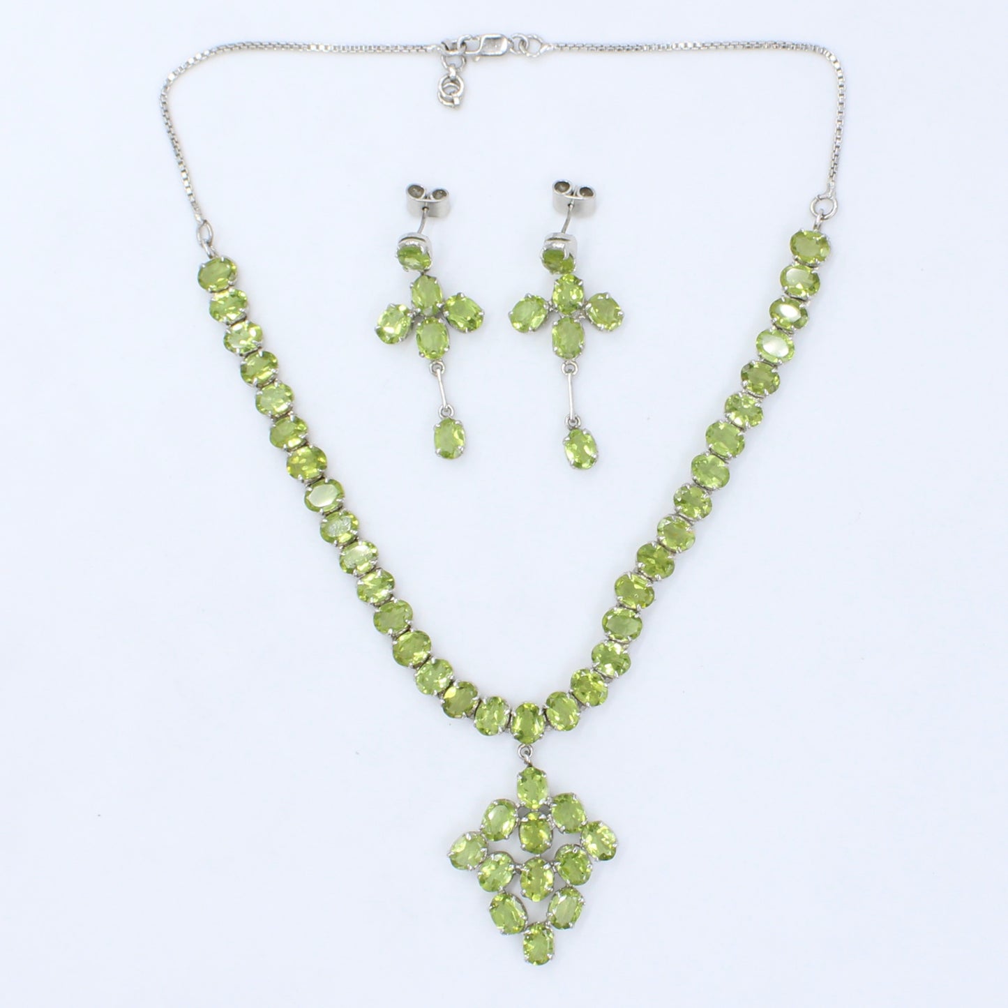 AAA 67.14 Natural Peridot Pendant Necklace, Earrings & Ring Set Sterling Silver