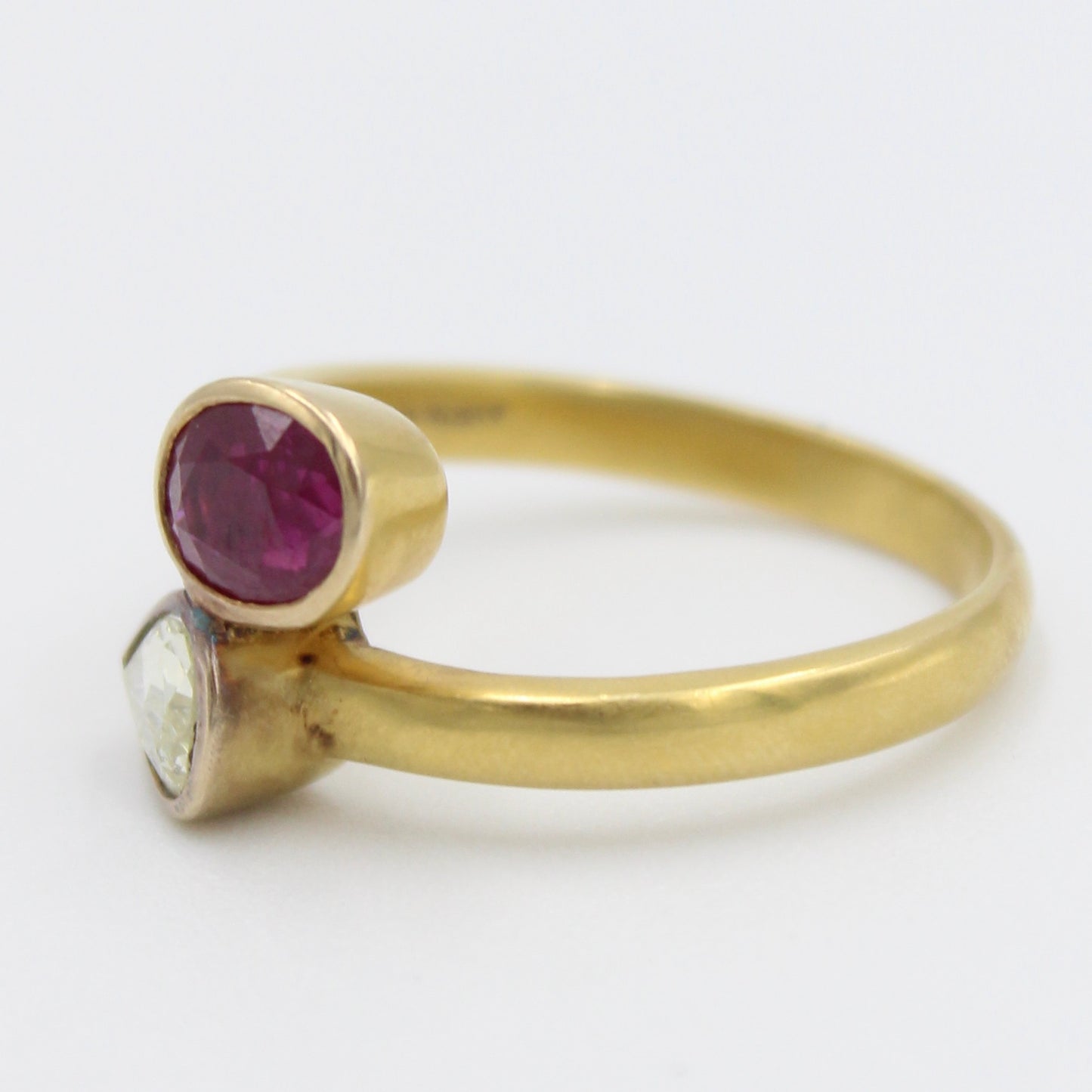 AAA 1.36 Ct Untreated Ruby & Rose Cut Diamond Toi Et Moi 18K Brushed Gold Ring