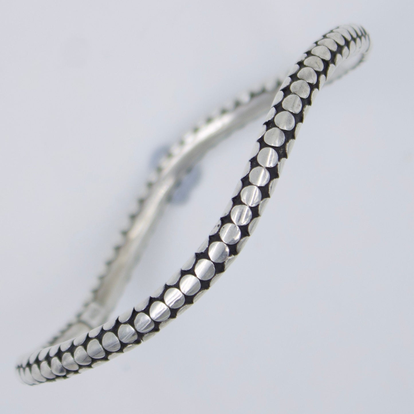 Vintage Indonesian Minimalist Pebble Slip On Bangle in Sterling Silver