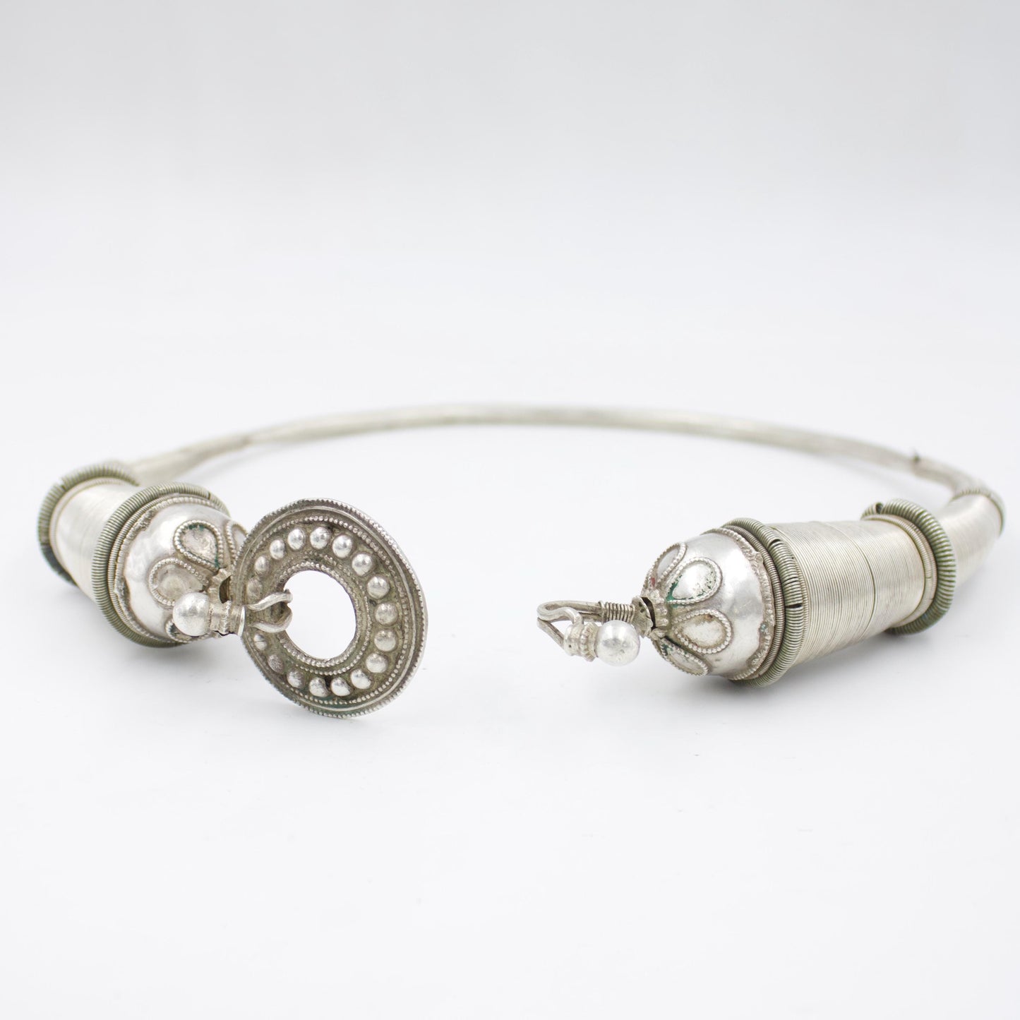 Antique Rajasthani Tribal Hasli Collar Statement Necklace in Silver
