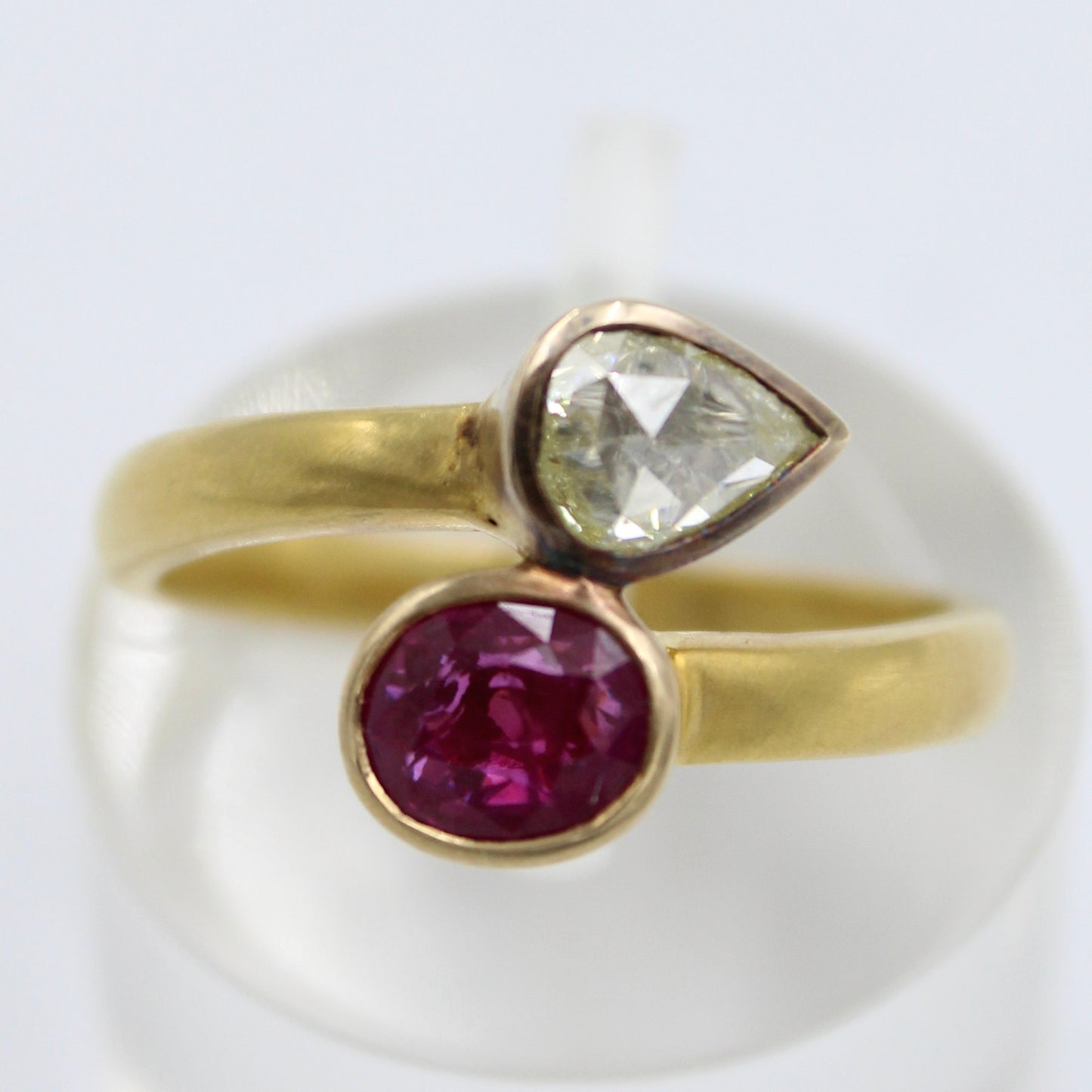 AAA 1.36 Ct Untreated Ruby & Rose Cut Diamond Toi Et Moi 18K Brushed Gold Ring