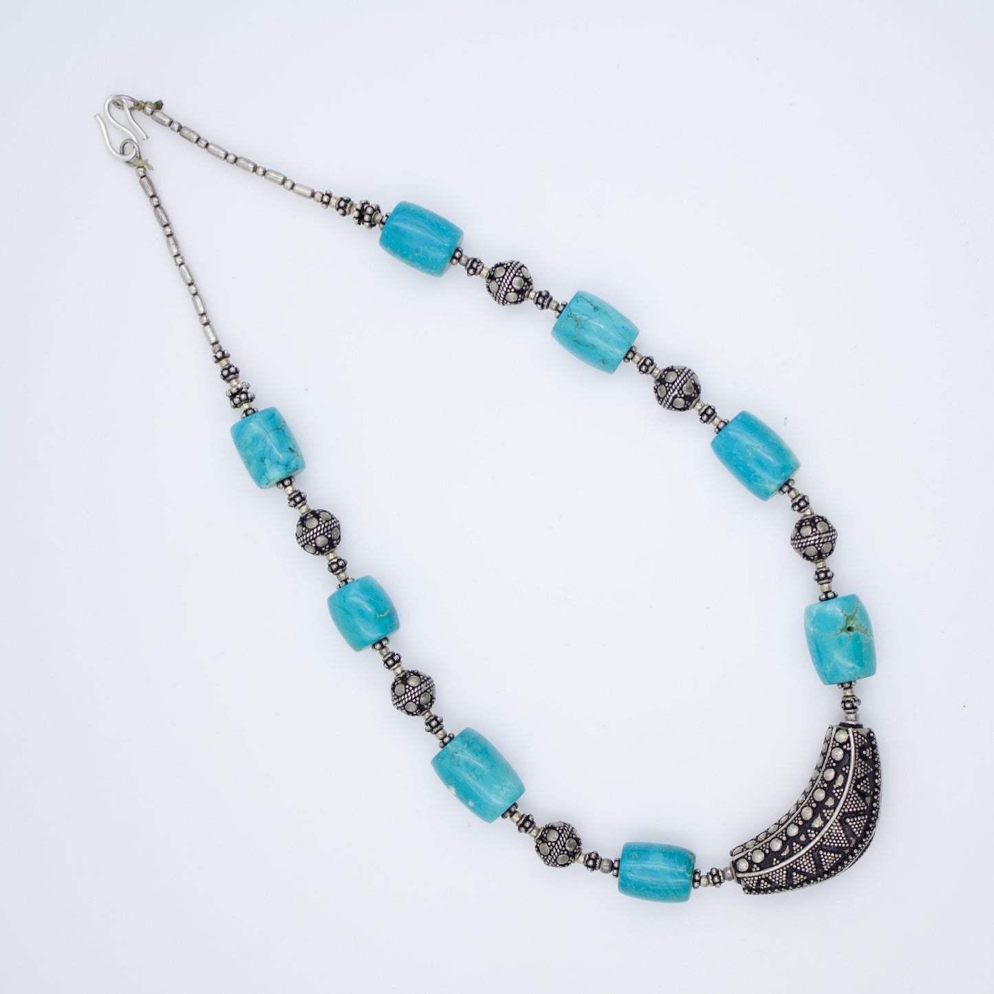Vintage Turquoise Handmade Rawa Pendant Necklace in Sterling Silver