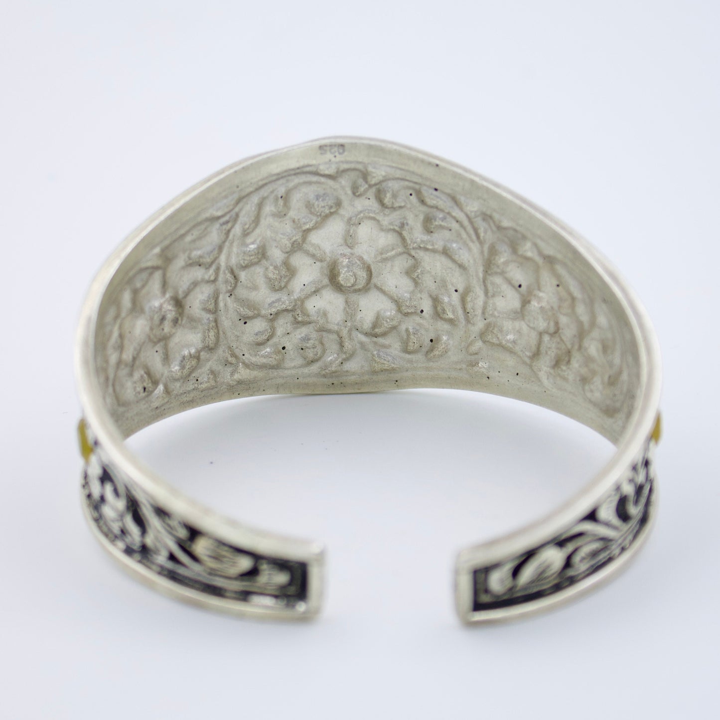 Vintage Emerald Garnet Citrine Handcarved Floral Cuff Bracelet in Sterling Silver