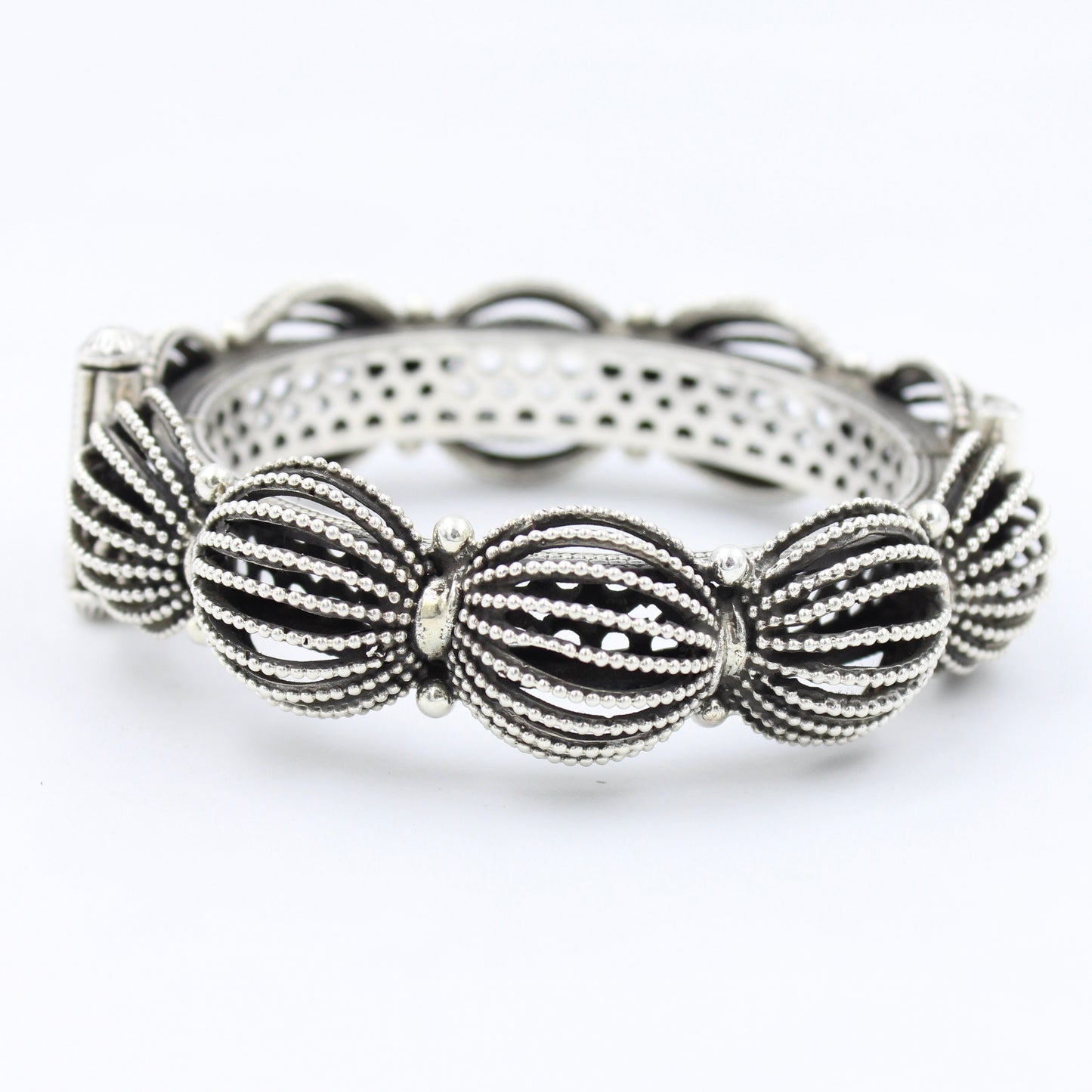 Handmade Mesh Work Hinged Bangle Bracelet in Sterling Silver