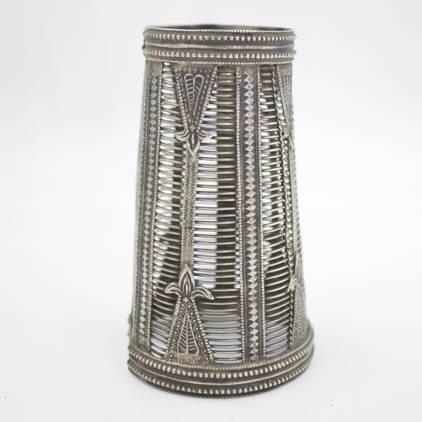 Antique Indian Tribal Etched Mesh Work Broad Cuff Bracelet in Sterling Silver