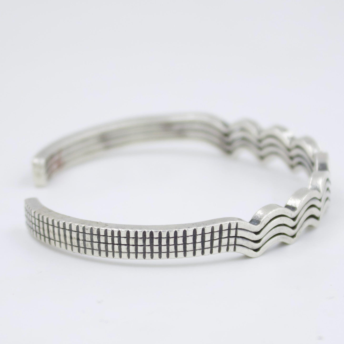 Indonesian Handmade Unisex Slim Cuff Bracelet in Sterling Silver