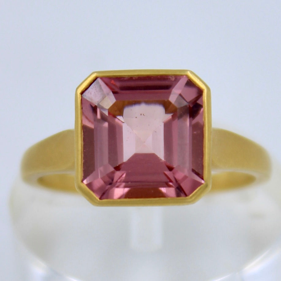 Lustrous 3.1 Ct Asscher Cut Pink Tourmaline Ring in 18K Yellow Brushed Gold Size 7