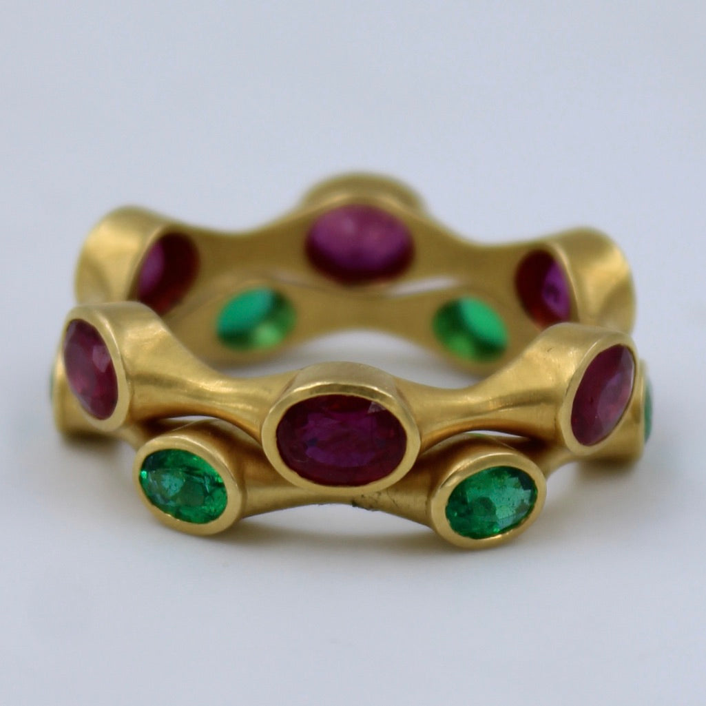 Natural 2.69 Ct Ruby Eternity Band Stackable Ring in 18K Brushed Gold