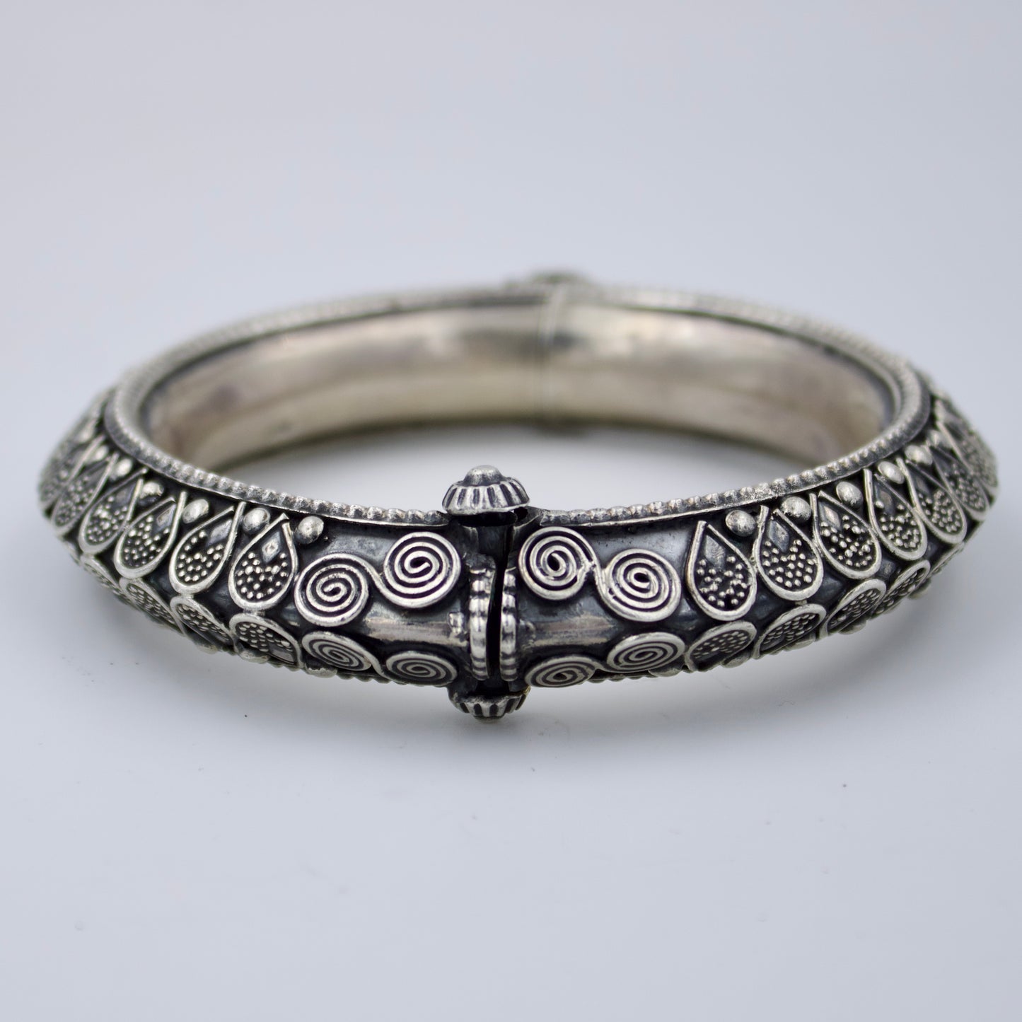 Hand Etched Hinged Tribal Indian Hinged Kada Bangle with Rawa Work in Sterling Silver