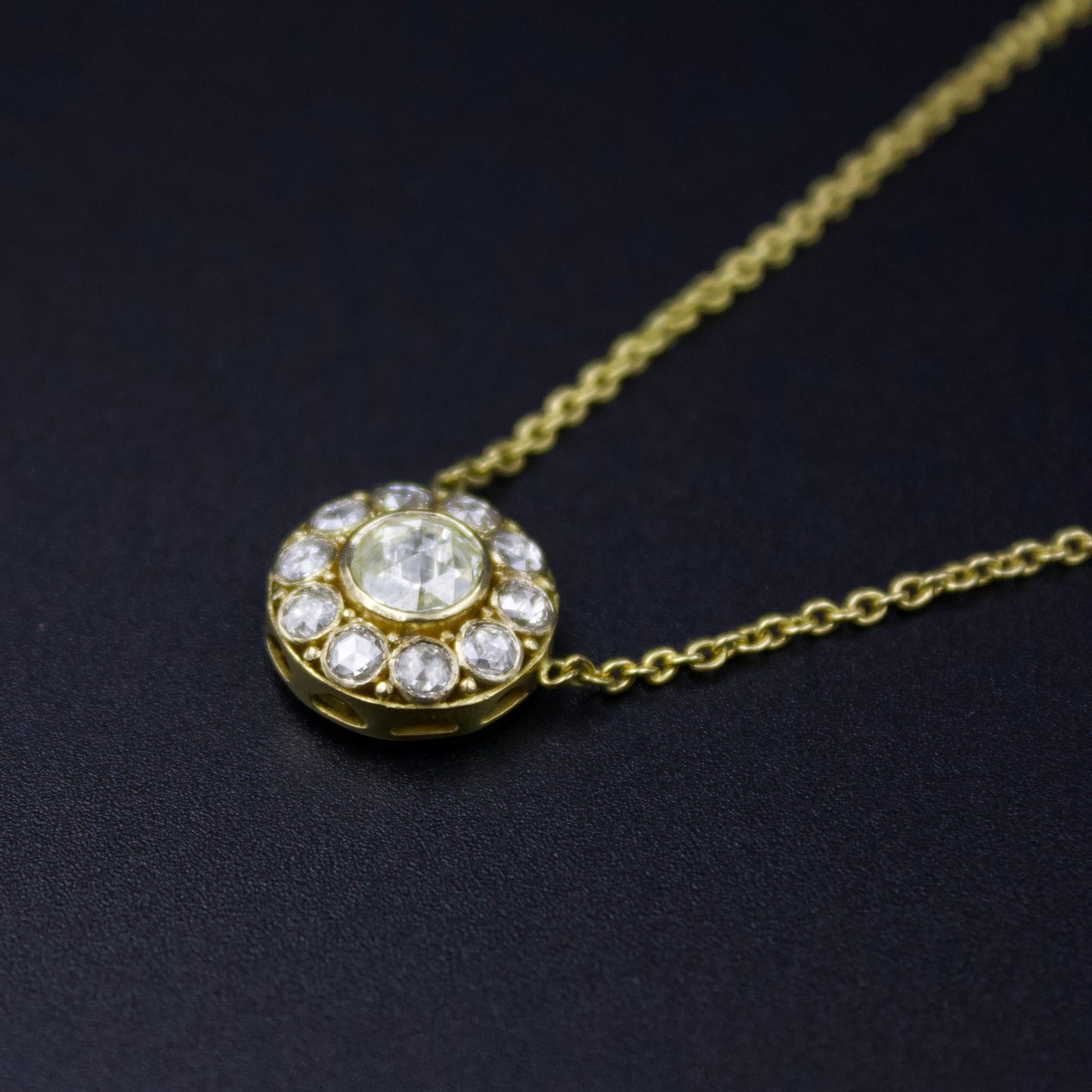 Elegant Natural 2.56 TCW Rose Cut Diamond Statement Pendant Necklace with Filigree Work in 18K Yellow Brushed Gold
