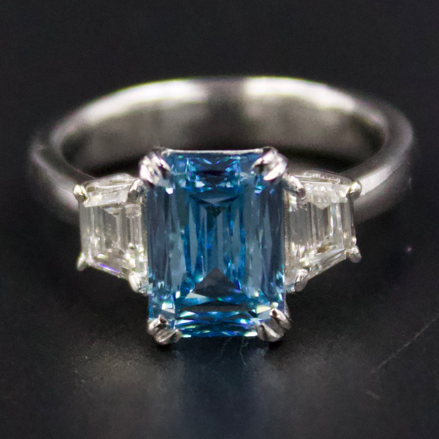 Elegant 3.02 ct IGI Certified Fancy Vivid Blue Lab Grown Diamond Rectangular Mixed Cut VVS2 Clarity Engagement Ring in 18K White Gold