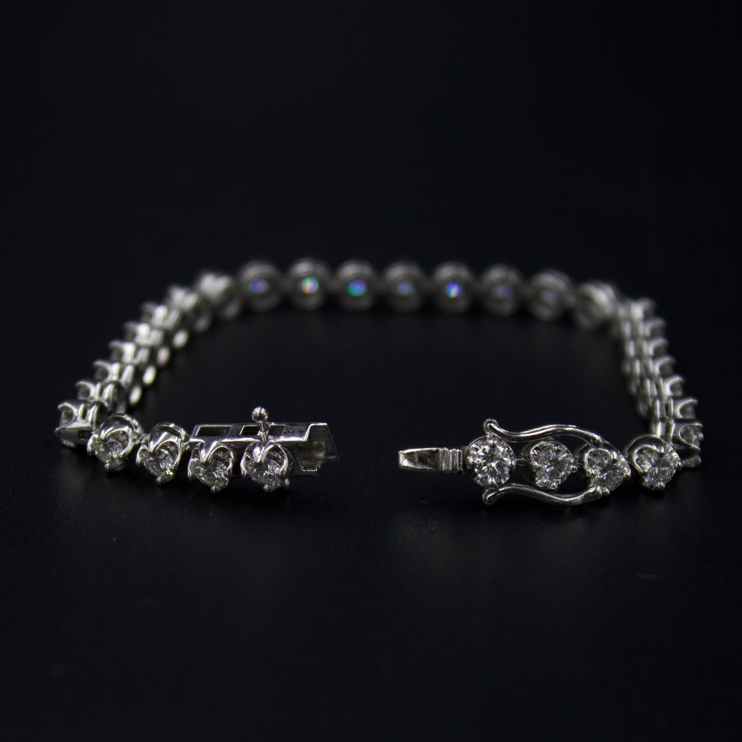 Elegant Certified EF - VVS 4.51 Ct Triple Excellent Natural Diamond Luxury Tennis Bracelet in 18K White Gold 6.75 Inches