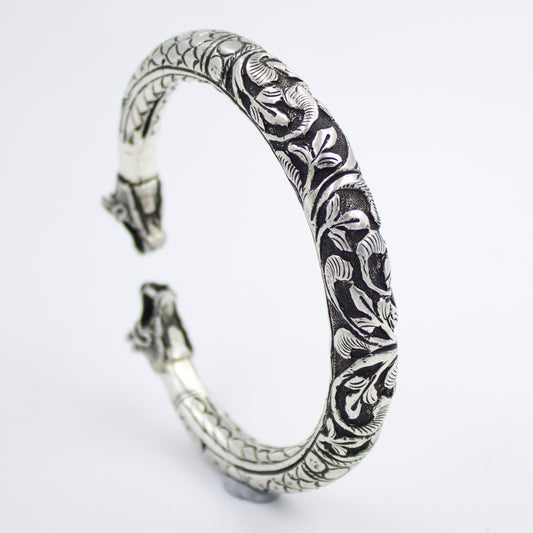 Hand Etched Dragon Motif Indian Tribal Statement Chitai Cuff Bracelet in Sterling Silver for Men and Women