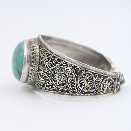 Vintage Southwestern Natural Turquoise Adjustable Cuff Bracelet Sterling SIlver