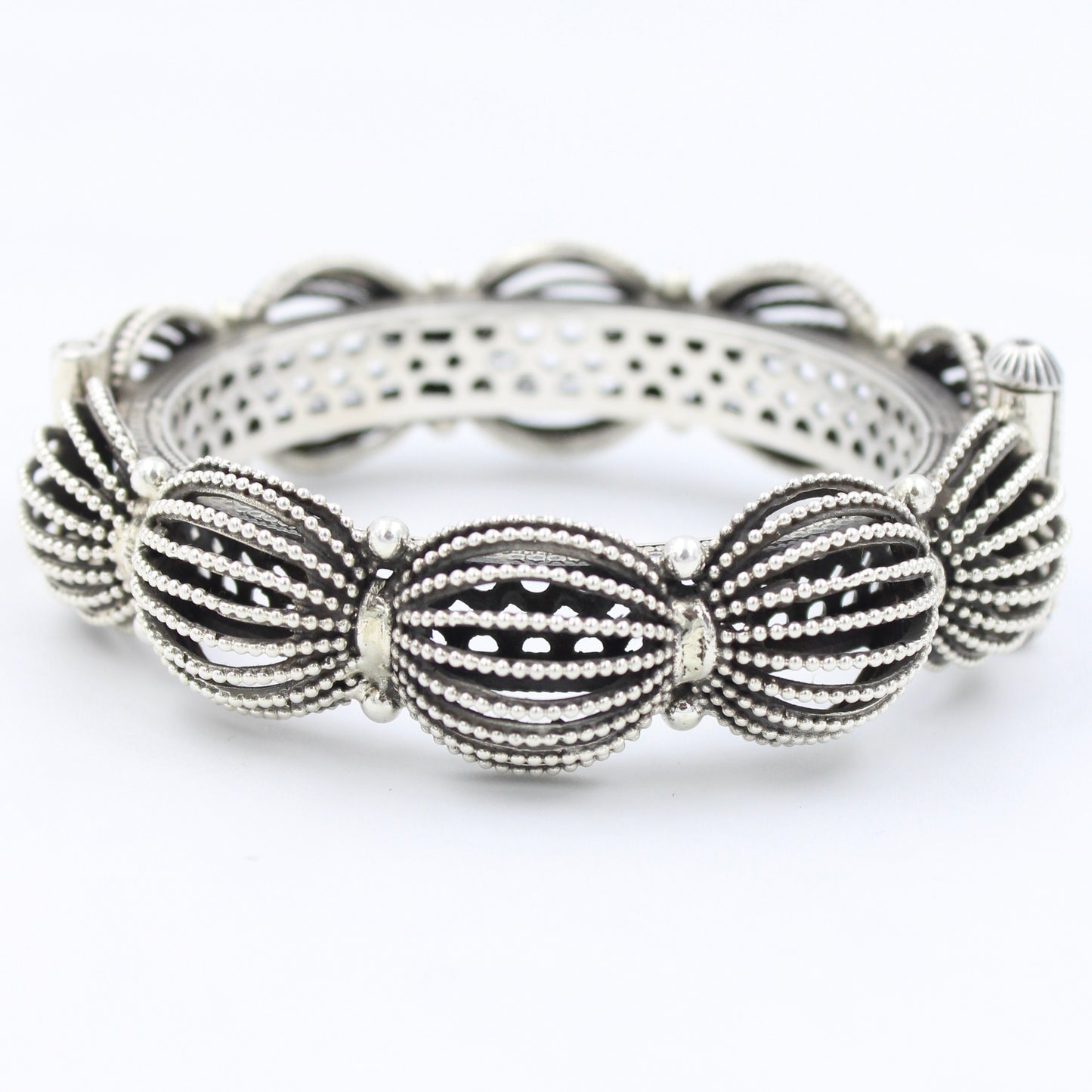 Handmade Mesh Work Hinged Bangle Bracelet in Sterling Silver