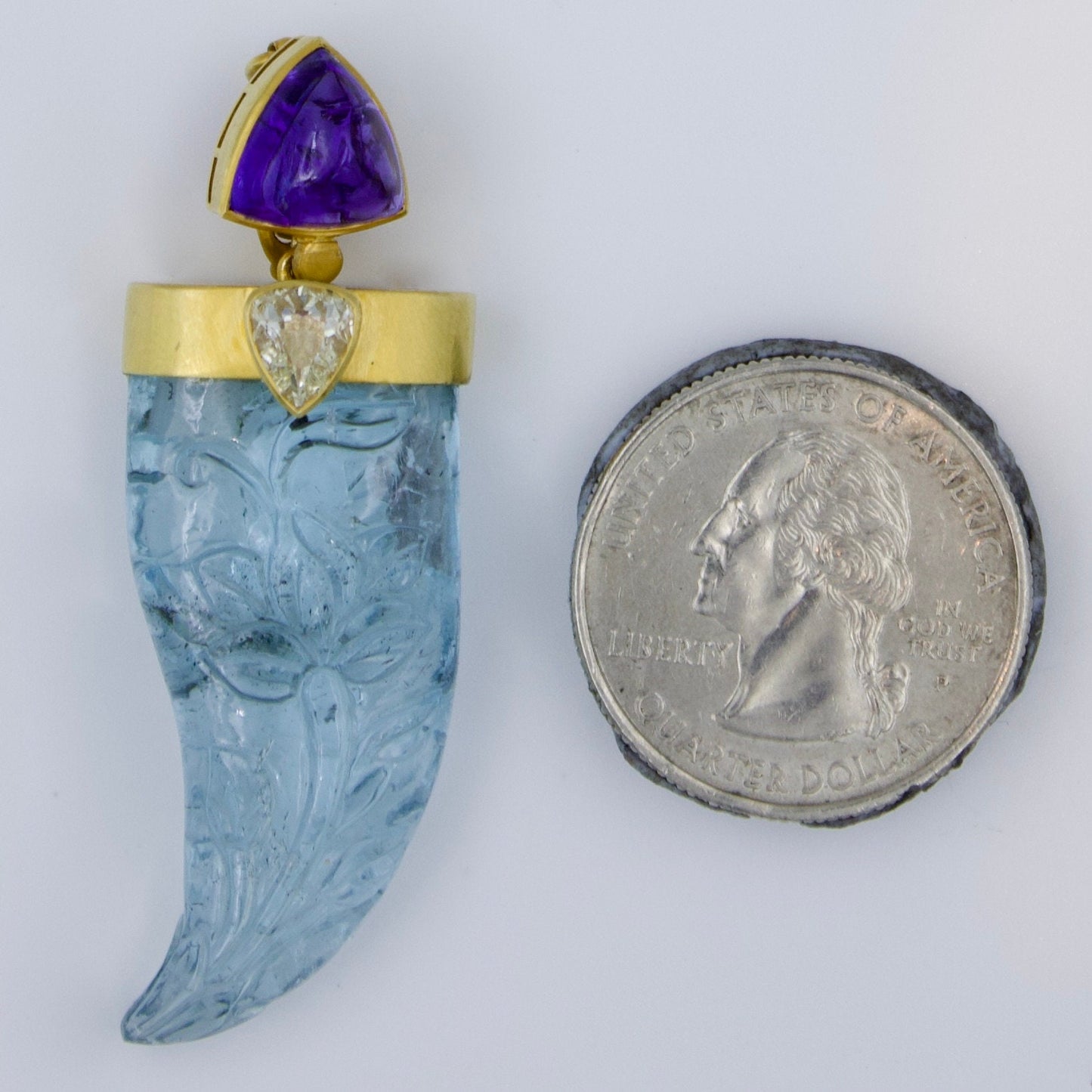 AQUAMARINE PENDANT I Carved Aquamarine Tanzanite & Diamond Nail Pendant 18K | Tiger Nail Pendant | Tanzanite Pendant | Floral Motif Pendant