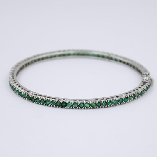 Vintage 4.8 TCW AA Natural Emerald Minimalist Hinged Bangle Bracelet in Sterling Silver