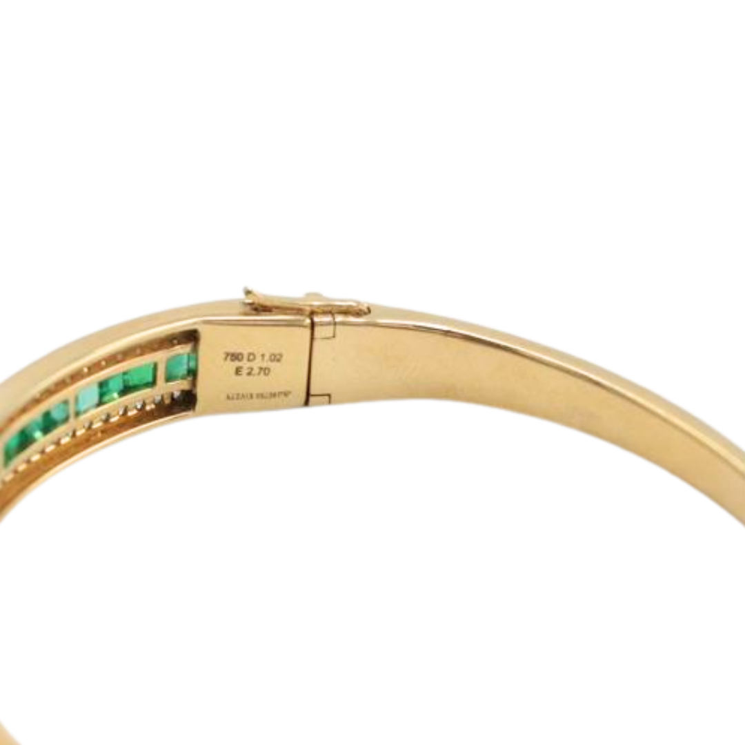 Luxury 3.72 Ct Natural Emerald & Diamond Hinged Bangle Bracelet in 18K Yellow Gold