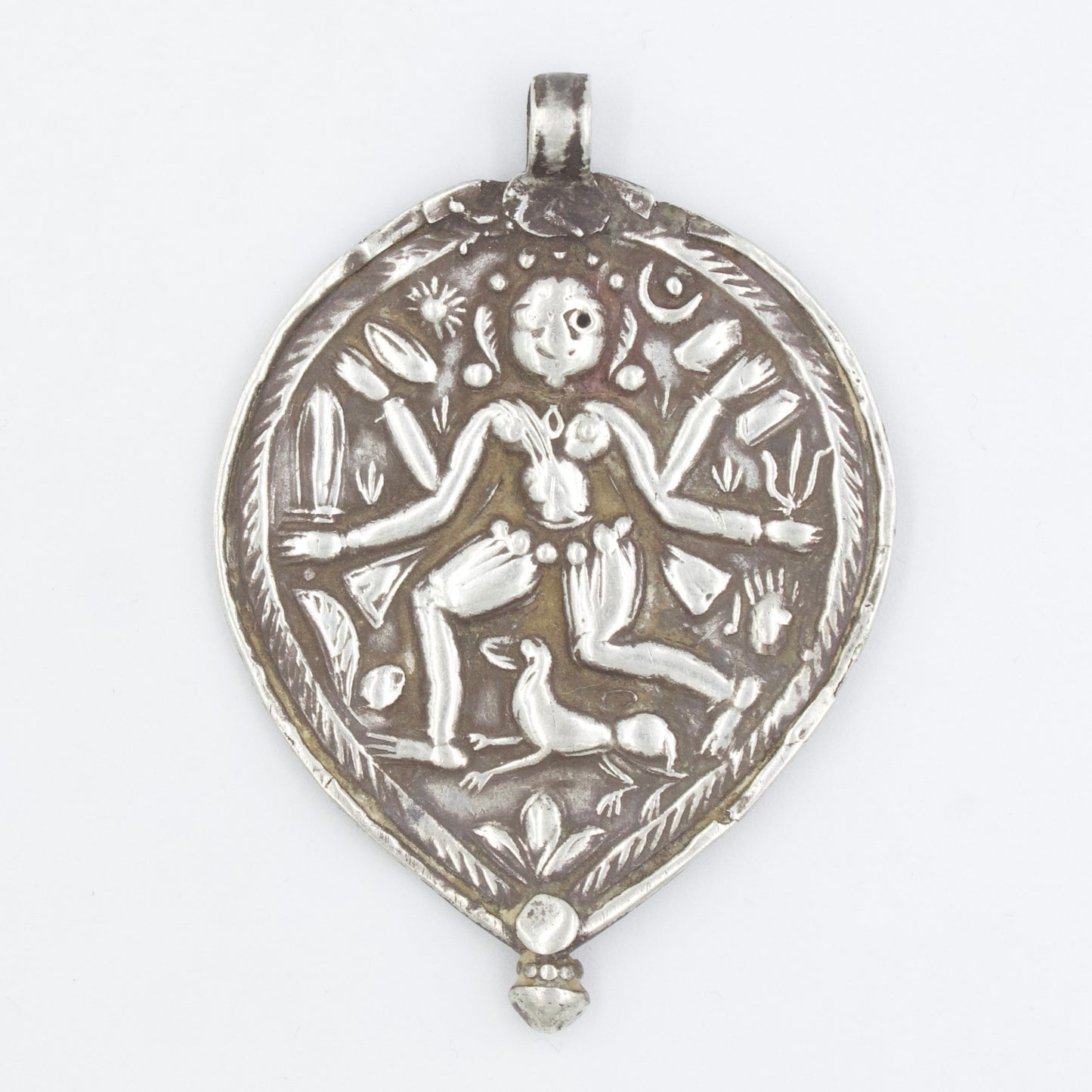Vintage Antique Tribal Indian Deity Leaf Pendant in 925 Sterling Silver