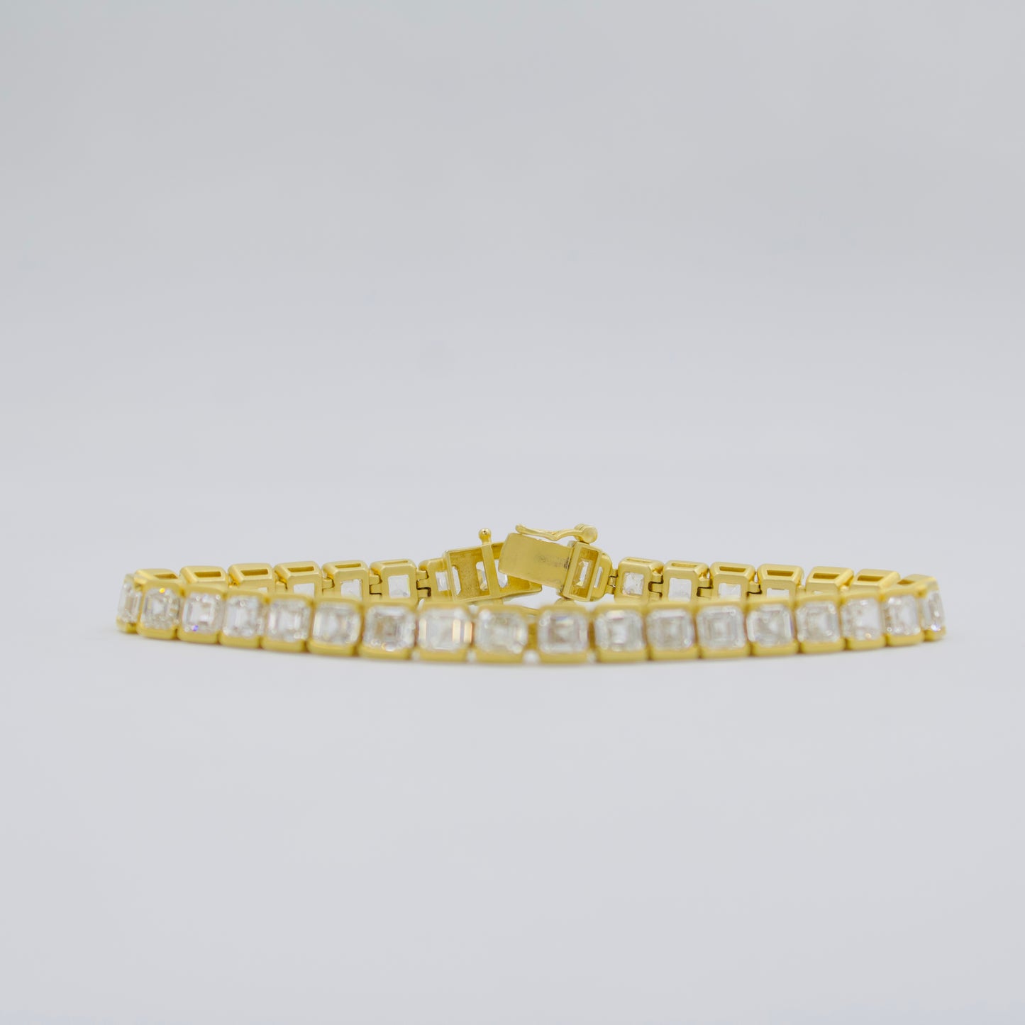 18.12 ct Created Asher Cut Diamond Flexible Half Bezel Set Tennis Bracelet 14K Gold