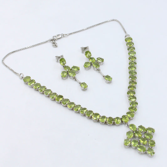 AAA 67.14 Natural Peridot Pendant Necklace, Earrings & Ring Set Sterling Silver