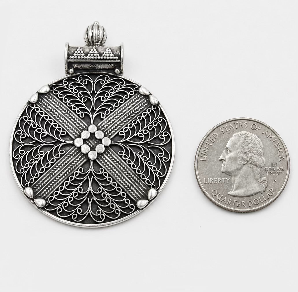 Ornate Geometric Filigree Circular Pendant in 925 Sterling Silver