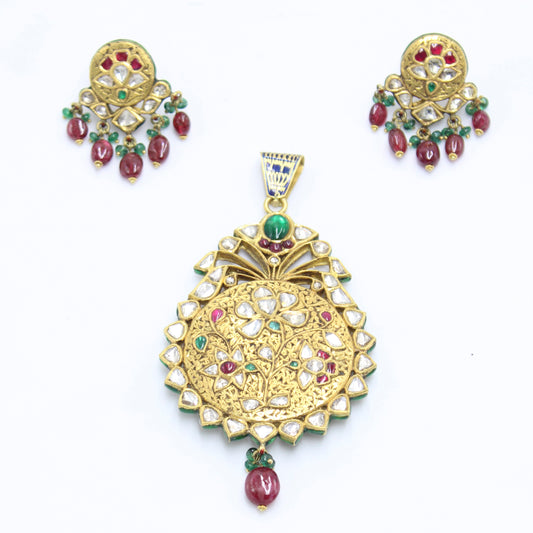 Vintage Indian Kundan Meenakari Work Vilandi Diamond Floral Pendant & Earrings in 22K Yellow Gold