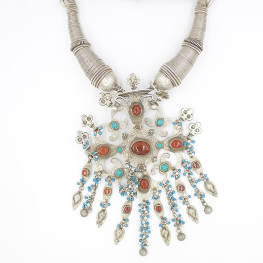 Antique Hasli Short Necklace with Turquoise and Carnelian in Silver