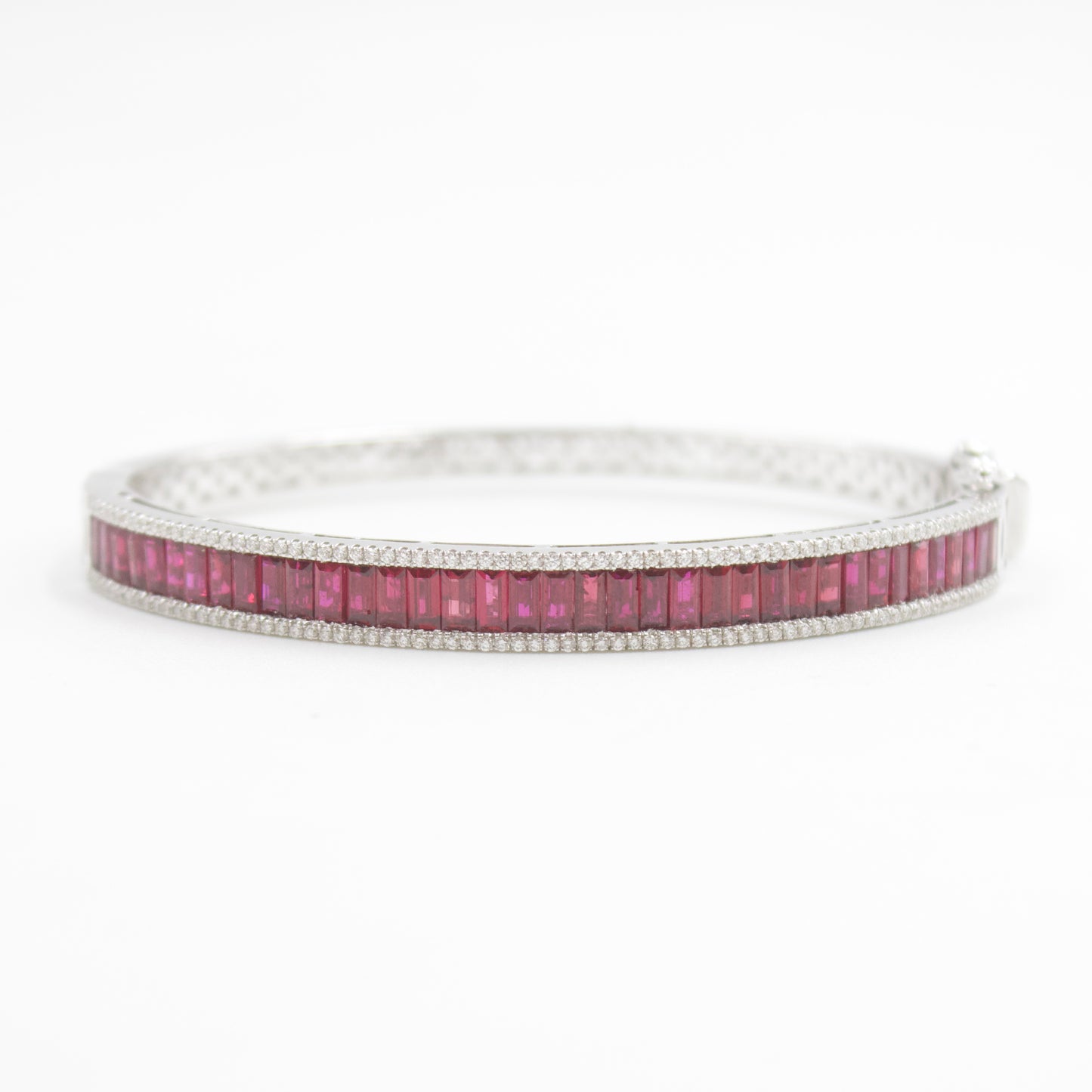 Natural 5.94 Untreated Vivid Red Ruby & Diamond Hinged Bangle 18k White Gold