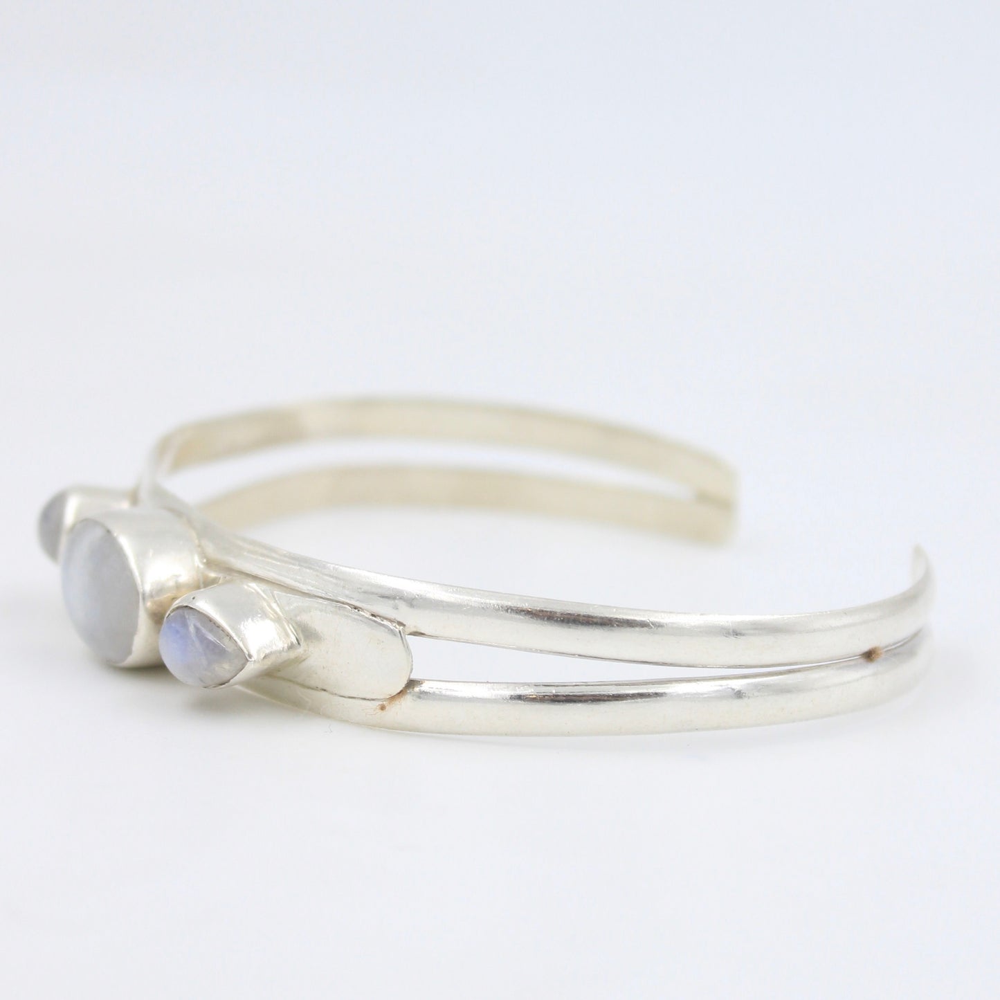 Vintage 12.3 Ct Rainbow Moonstone Unisex Cuff Bracelet in Sterling Silver
