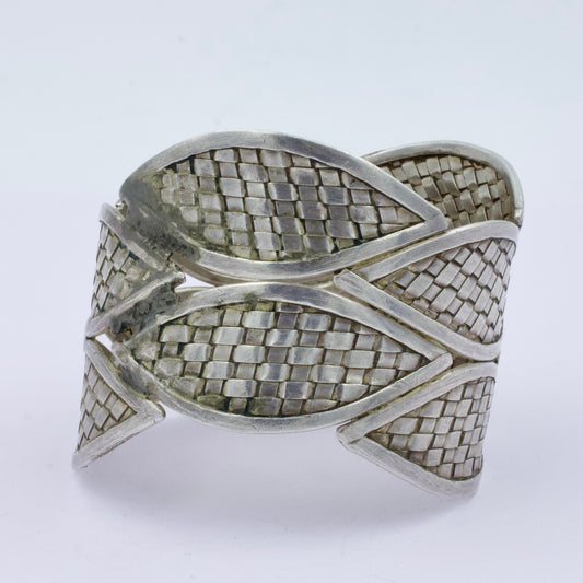 Vintage Indonesian Mesh Work Broad Bracelet in Sterling Silver