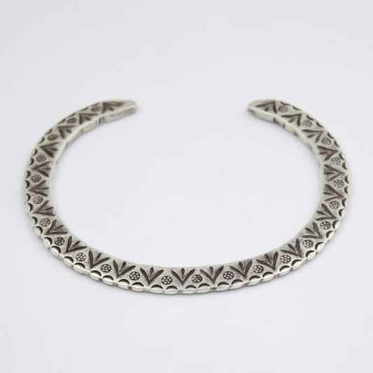 Indonesian Handmade Unisex Slim Cuff Bracelet in Sterling Silver